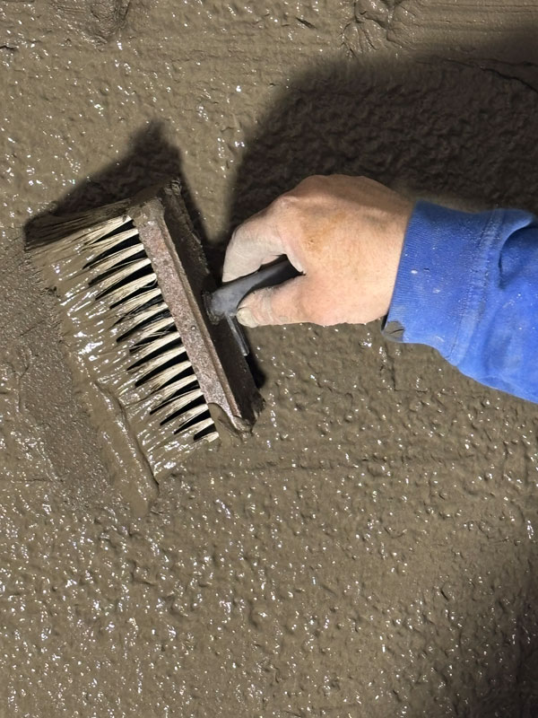 Glätten von Beton durch Firma Richter Bautenschutz in Herzebrock-Clarholz